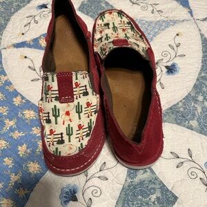 Ariat Kids Moccasins - Red and Cream Cactus Print